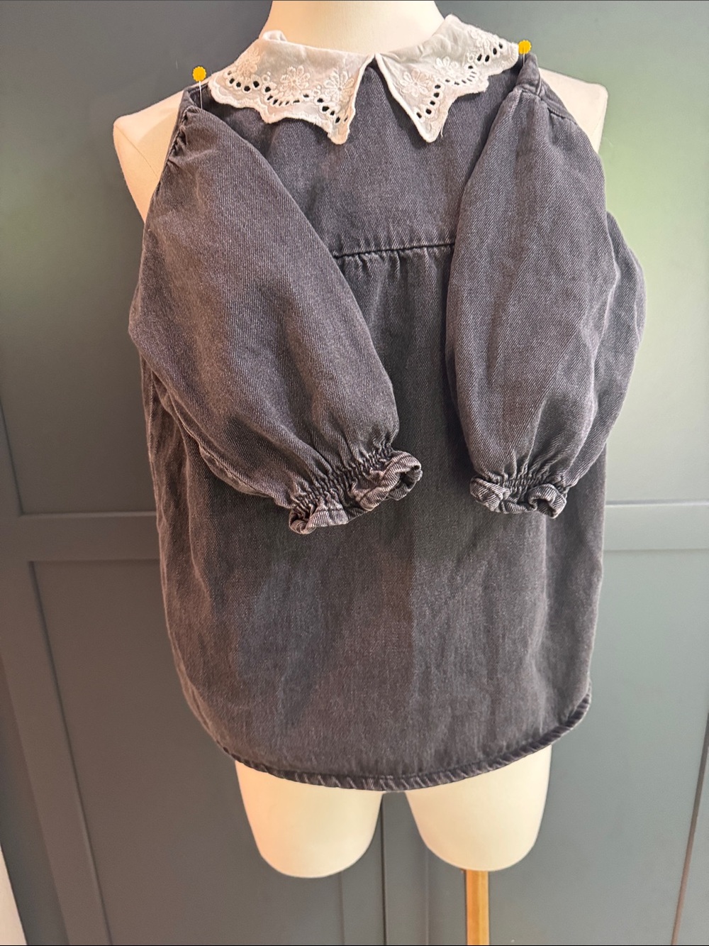 ZARA Gray/Heather Black with White Lace Collar
